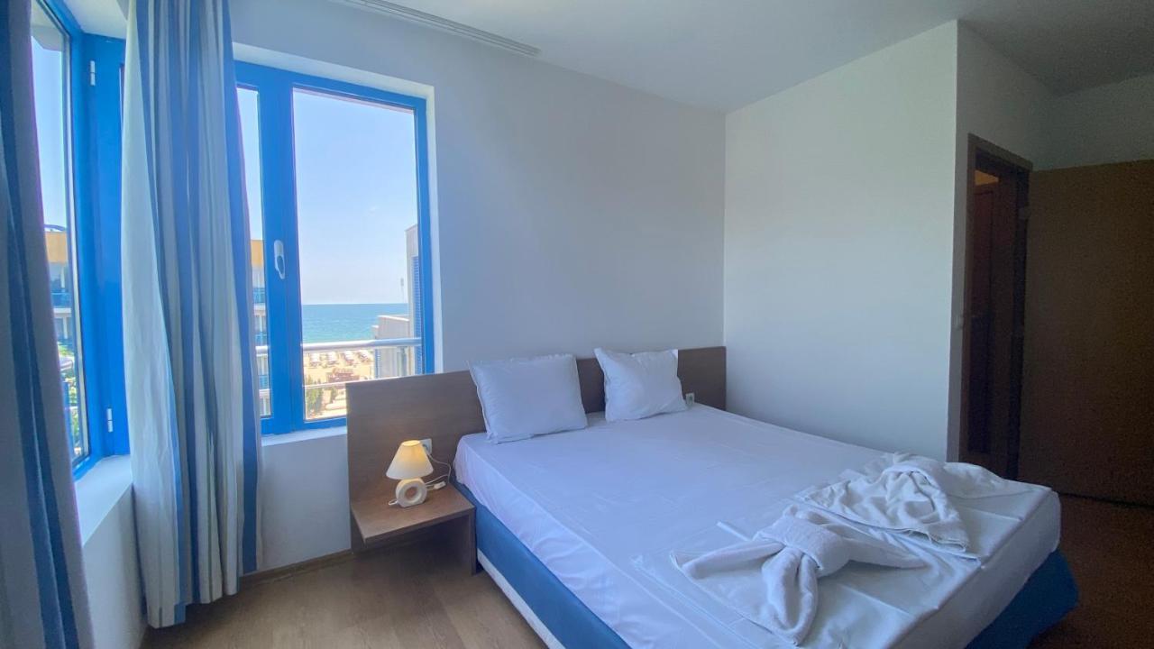 Bratanov Excelsior Apartment Napospart Kültér fotó