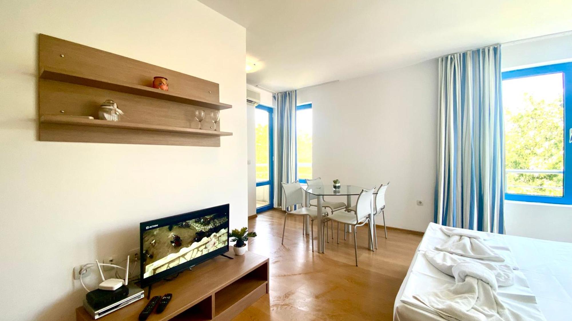 Bratanov Excelsior Apartment Napospart Kültér fotó